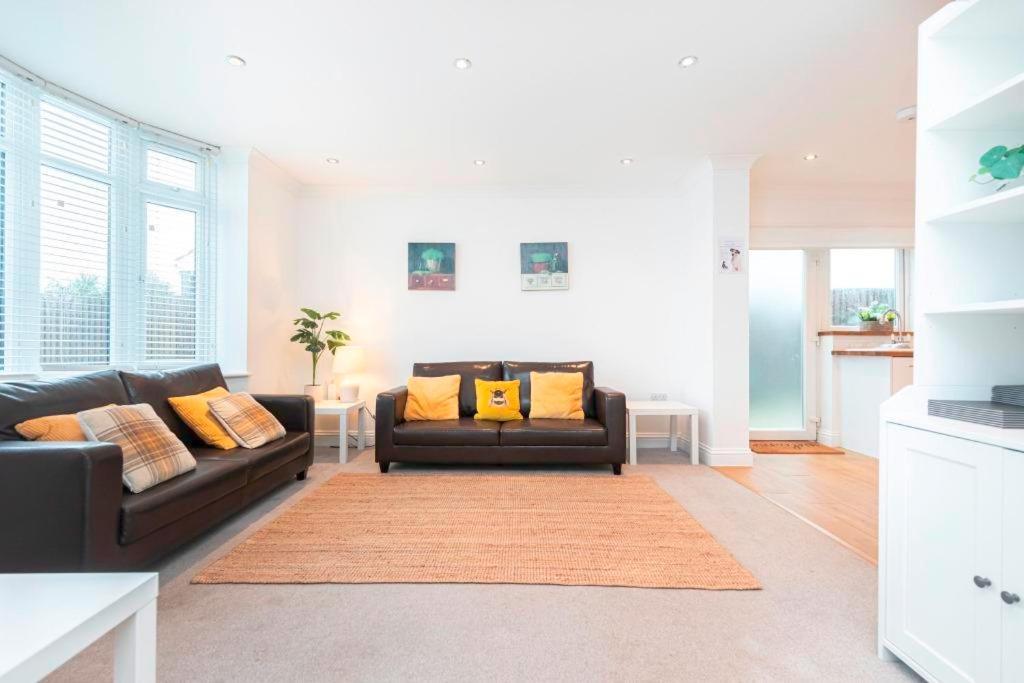 Bournecoast - Clifftop Apartment With Garden -Fm827 본머스 외부 사진