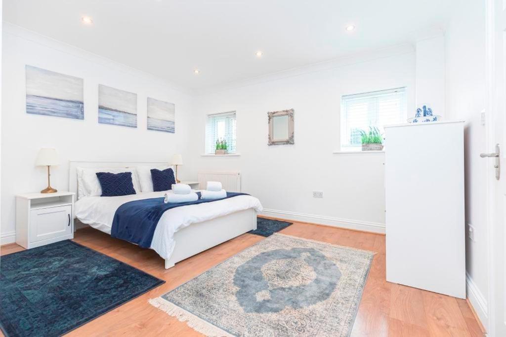 Bournecoast - Clifftop Apartment With Garden -Fm827 본머스 외부 사진