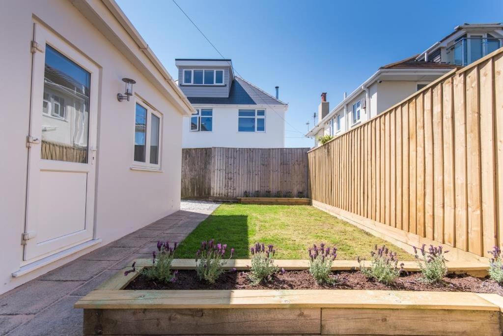 Bournecoast - Clifftop Apartment With Garden -Fm827 본머스 외부 사진